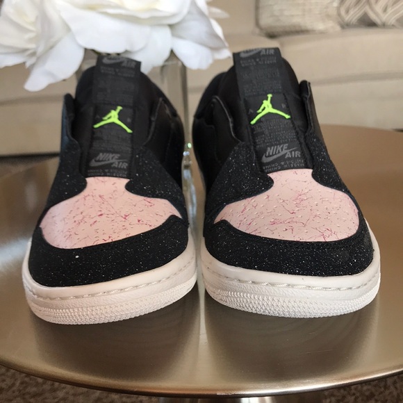 WOMEN’S AIR JORDAN 1 RET LOW - Picture 4 of 10